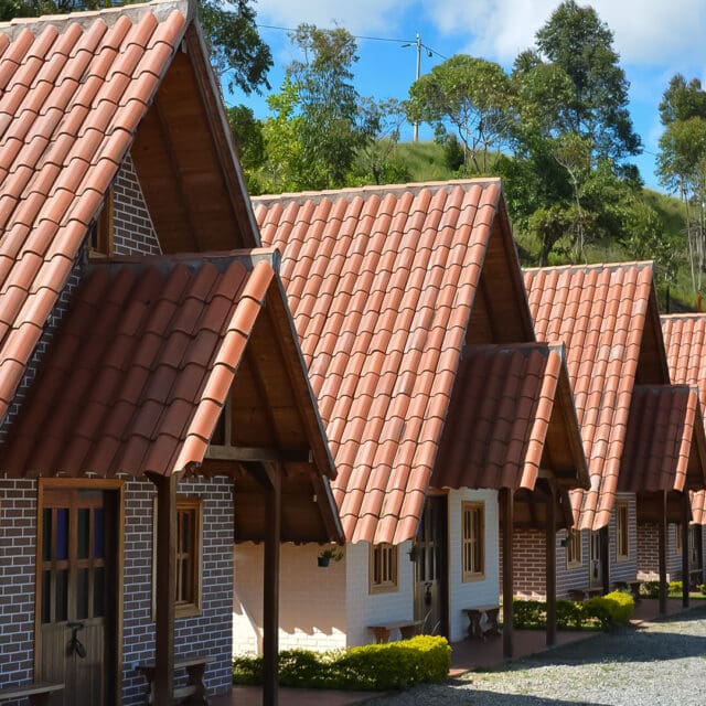 Chalets-suizos-galeria-comfenalco-santander (10)