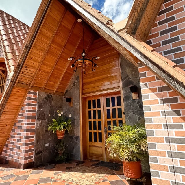 Chalets-suizos-galeria-comfenalco-santander (17)