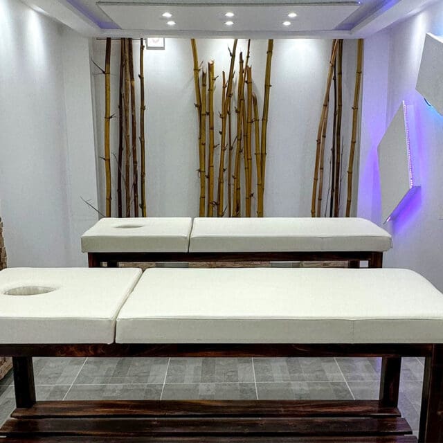 Zona de masajes Spa Chalets Suizos