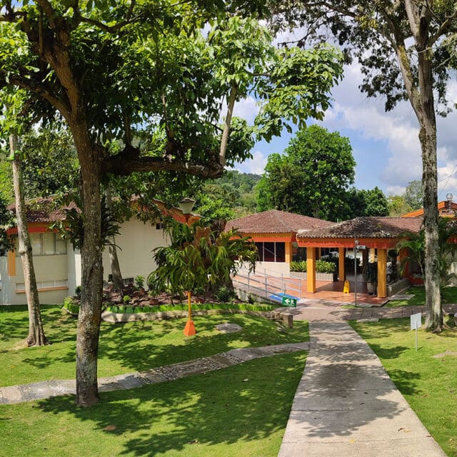 Sede-recreacional-floridablanca-gal-comfenalco-santander (15)