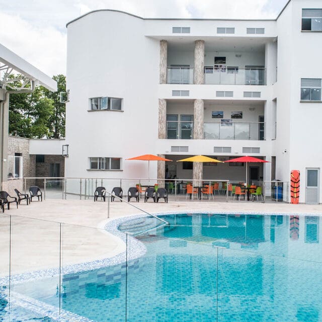 Sede-recreacional-sabana-de-torres-comfenalco-santander (7)