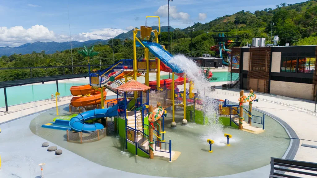 Foto_galeria_topocoro_dic_comfenalco_santander (2)