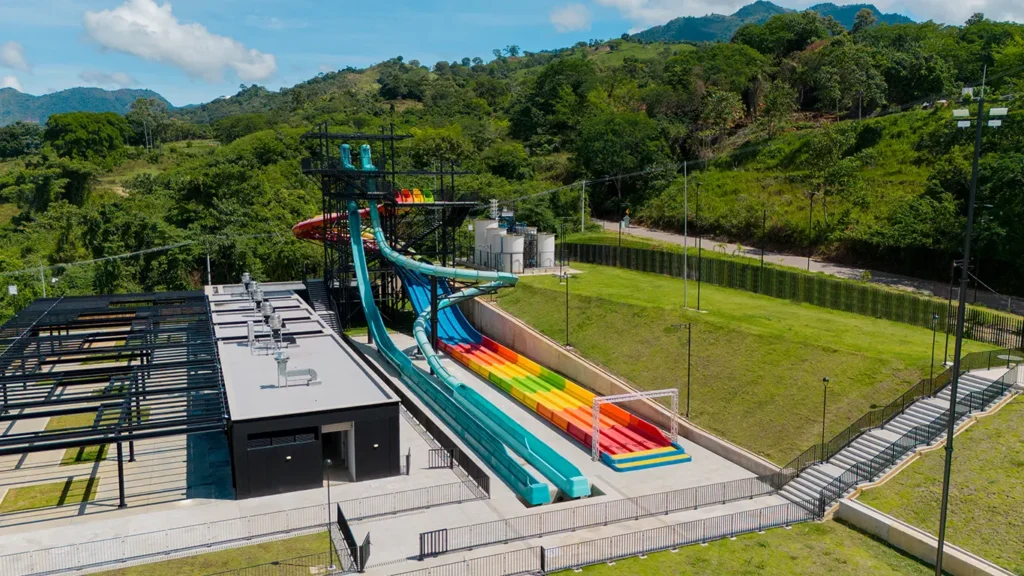 Foto_galeria_topocoro_dic_comfenalco_santander (3)