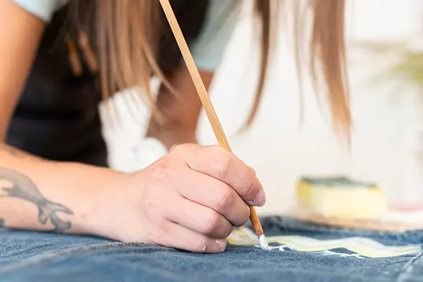 Taller_pinta_tu_mascota_cursos_talleres_iec_comfenalco_Santander