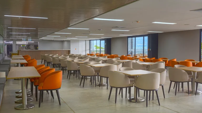 Restaurante_yariguies_galeria_parque_trinitarios_022026_comfenalco_santander