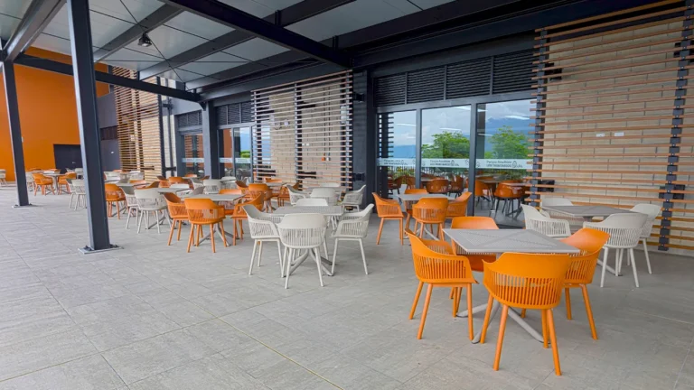 Restaurante_yariguies_galeria_parque_trinitarios_042026_comfenalco_santander