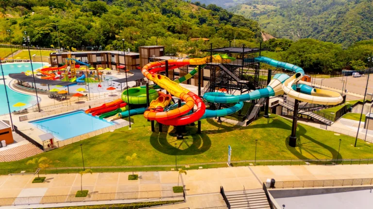 Twister_galeria_parque_trinitarios_052026_comfenalco_santander