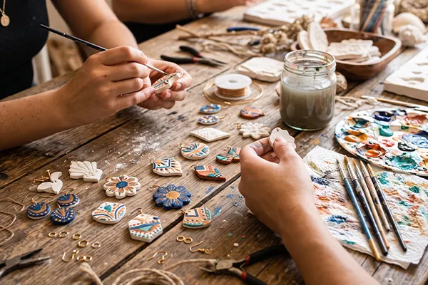 Taller-accesorio-arcilla-iec